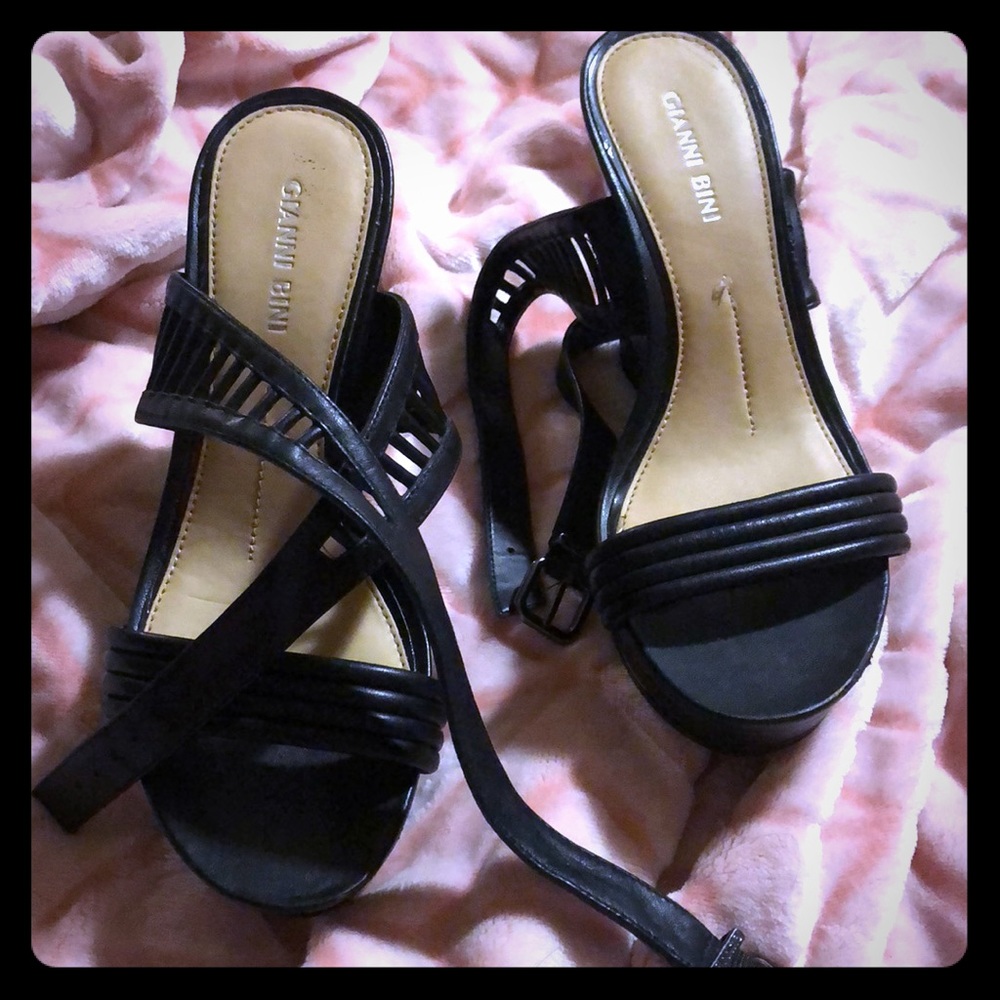 Gently Worn GIANNI BINI Wedges